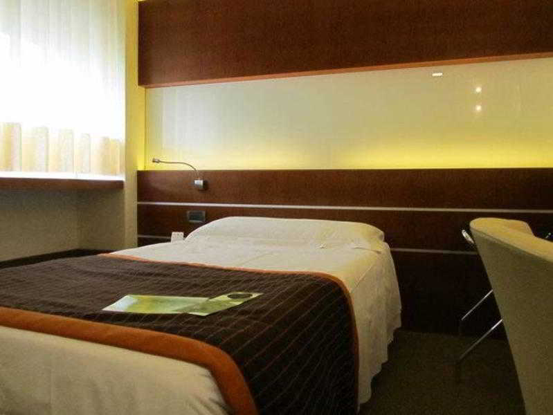 Best Western Madison Hotel Milano Phòng bức ảnh